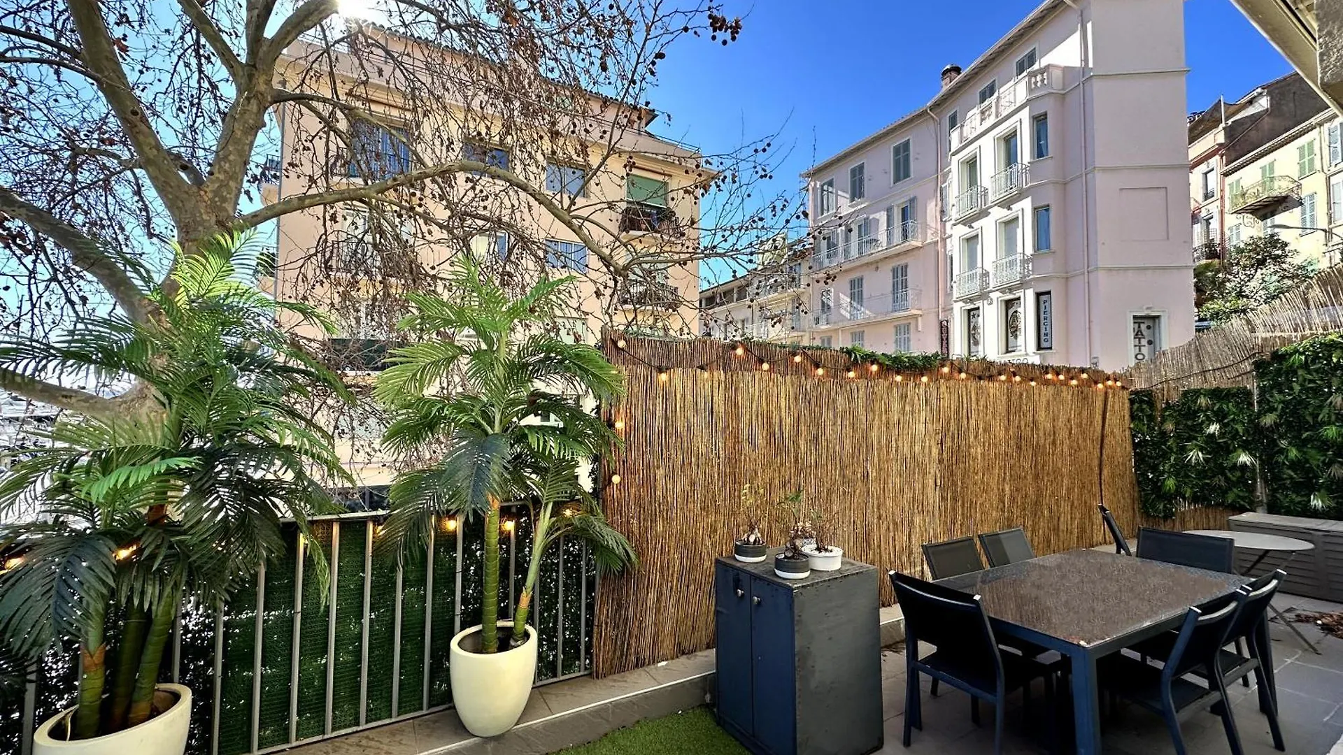 2 Bedrooms With See View Cannes